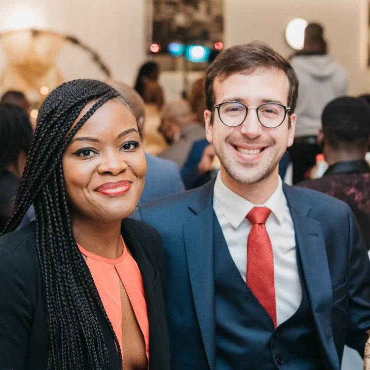 cover art for #1 - Quand la diplomatie devient une affaire de famille