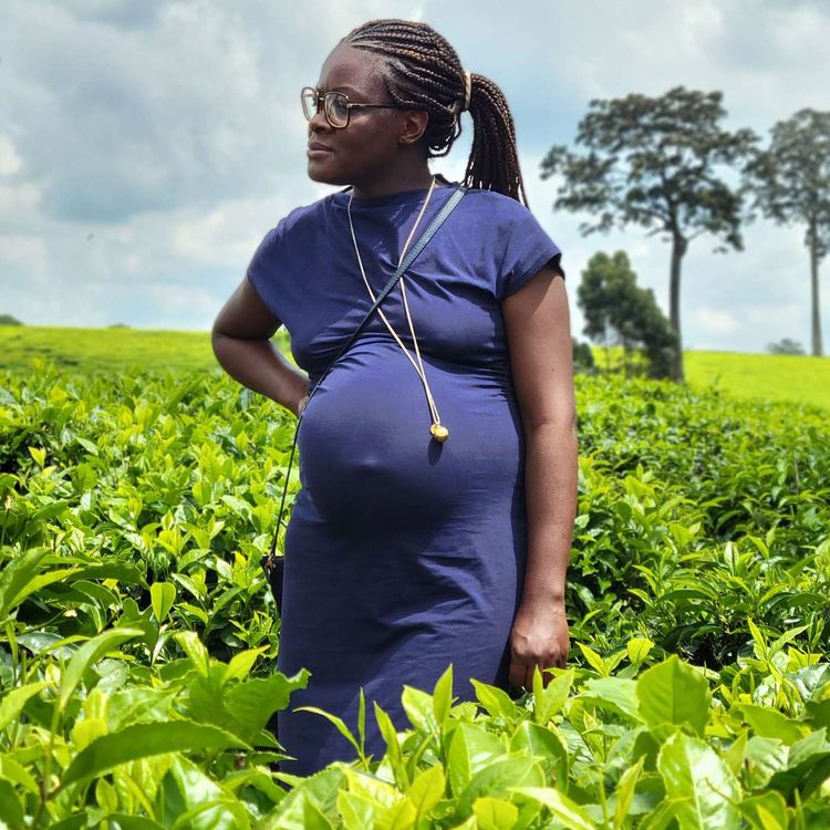 cover art for #2 - Mon accouchement à Nairobi, mon pari