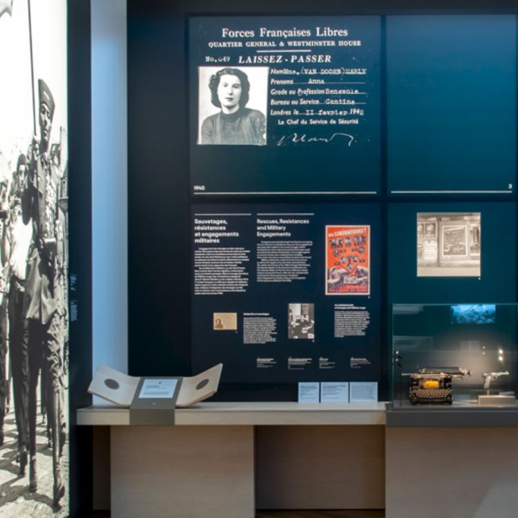 cover art for 7. Carte envoyée par Gisèle Bac depuis le camp de Drancy, avant sa déportation