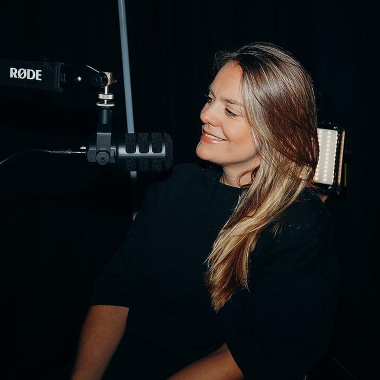 cover art for CLIFFHANGER mit Ricarda Hofmann