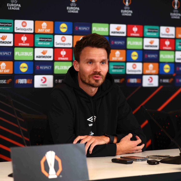 cover art for Rohl makes his Rangers debut