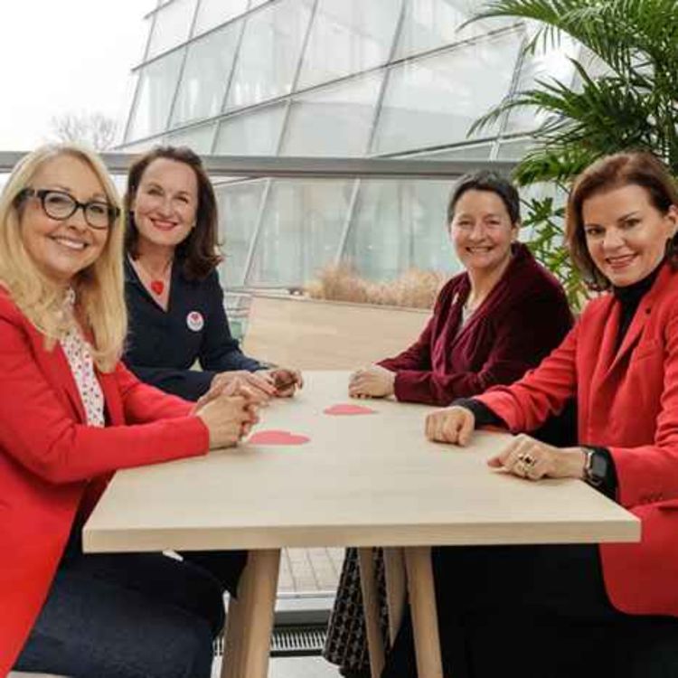 cover art for Female Health Matters – Herzgesundheit bei Frauen