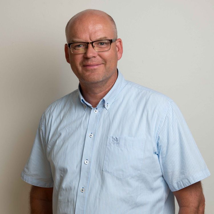 cover art for Flyttar utsending til naboland