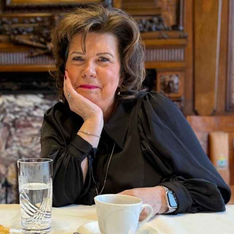 cover art for The Glasgow Podcast: Elaine C Smith 