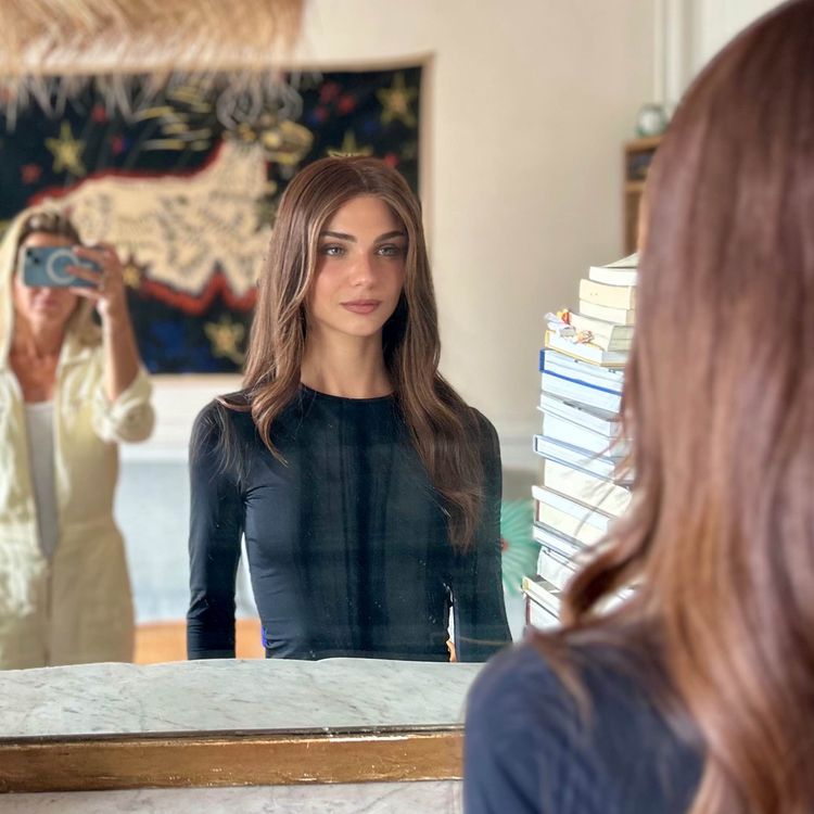 cover art for Nathanya Sion : l’enfant oubliée, la femme debout.