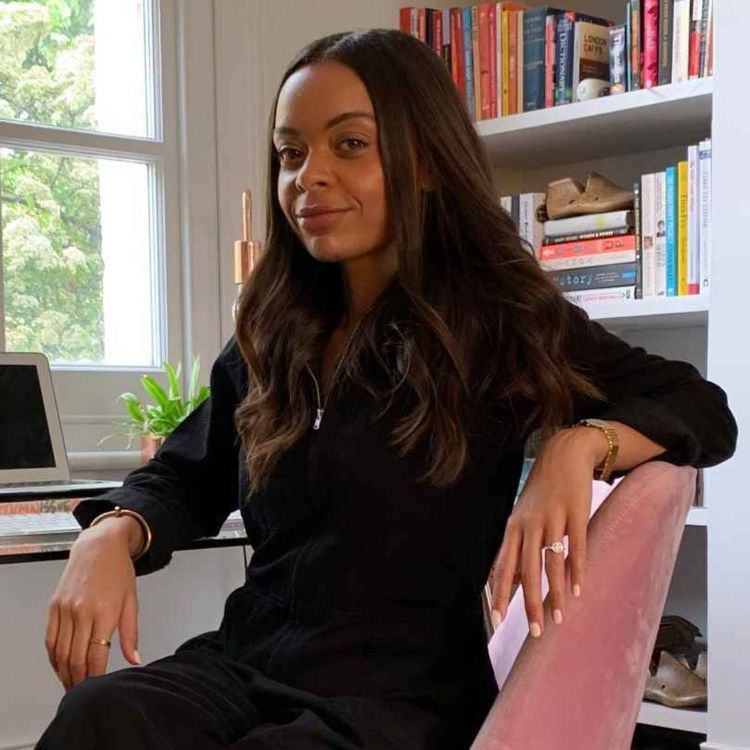 cover art for 🇺🇸 How I Built a Community of 1.2 Million from Scratch — and What I’d Do Again (Carte Blanche 1)