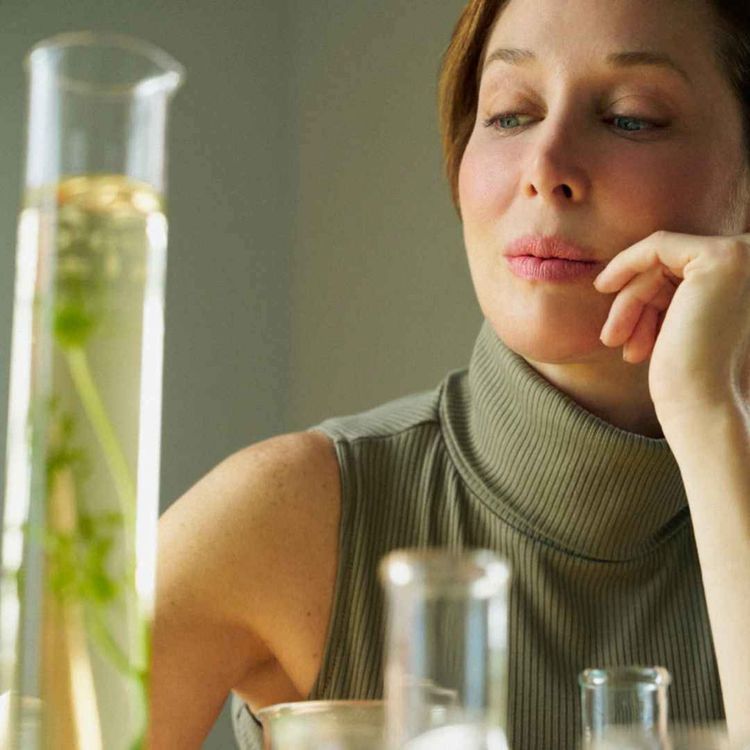 cover art for [TEASER] 🇺🇸 TATA HARPER - The Untold Truth Behind Clean Luxury Beauty