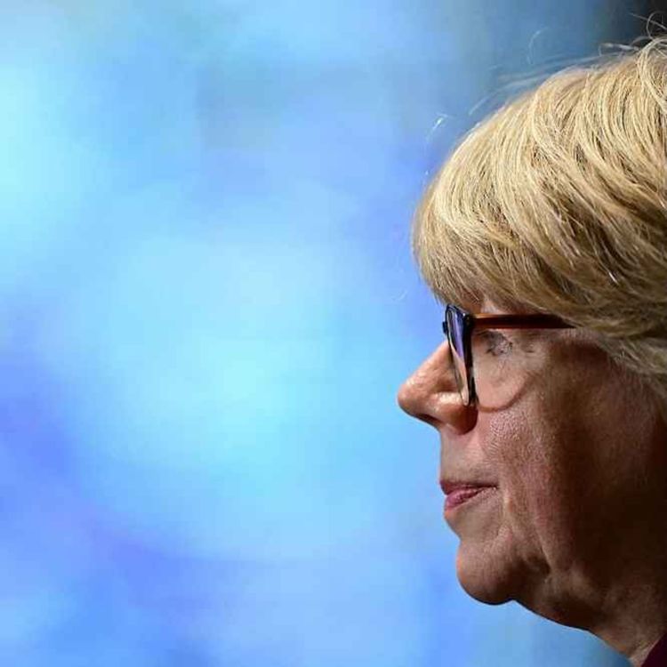 cover art for Holy Smoke: is the Anglican Communion dead?