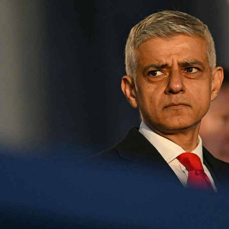 cover art for Should cannabis be decriminalised?