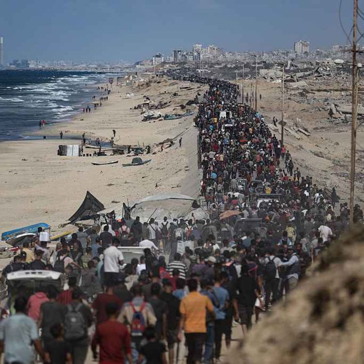 cover art for Isabel Hardman's Sunday Roundup - 12/10/2025