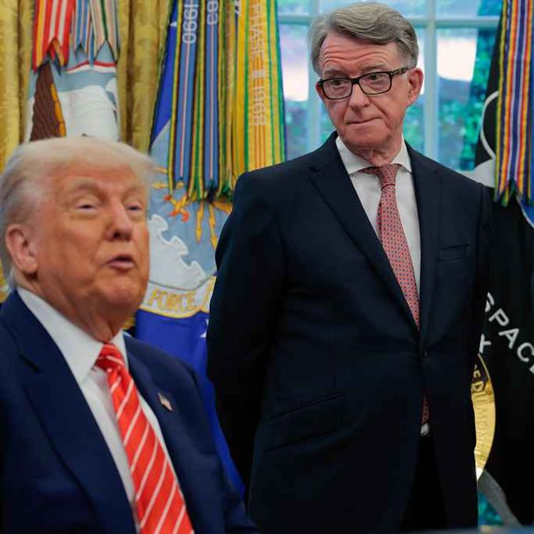 cover art for Isabel Hardman's Sunday Roundup - 11/01/2026