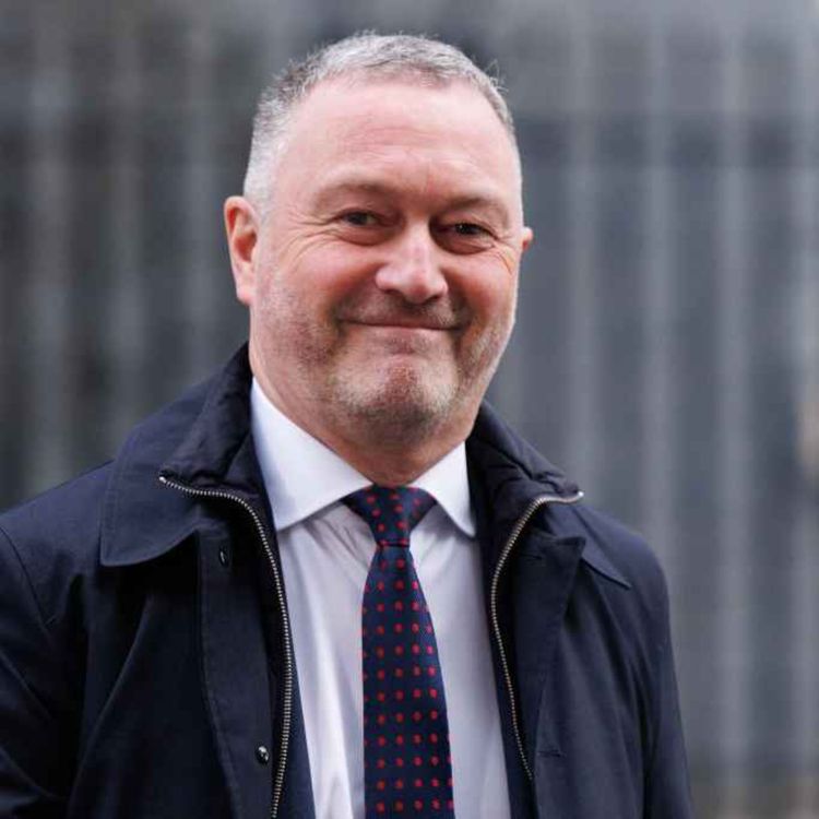 cover art for Isabel Hardman's Sunday Roundup - 01/02/2026