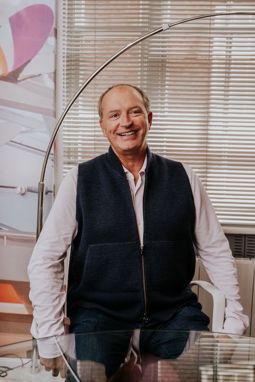 cover art for With Julian Metcalfe, founder of Itsu