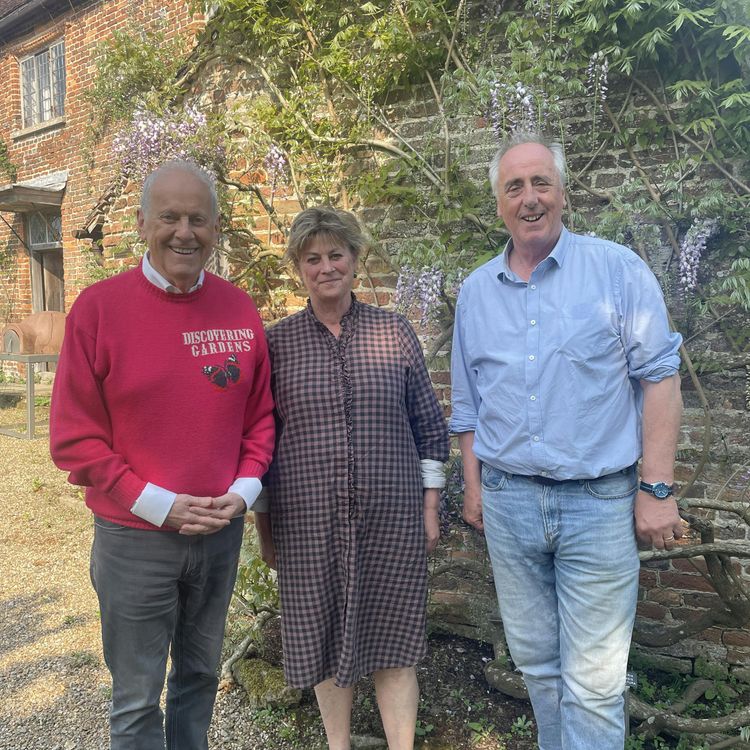 cover art for Rosebud at Sissinghurst - Sarah Raven and Adam Nicolson