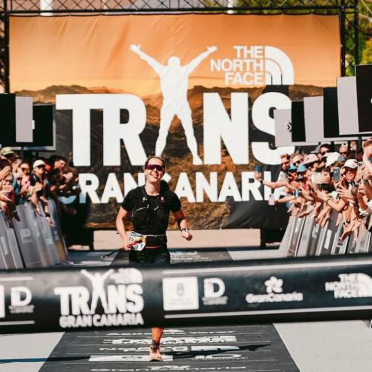 cover art for Henriette Albons vei til Transgrancanaria 