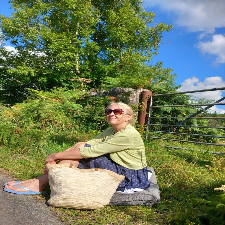 cover art for #0028 - Rhian T