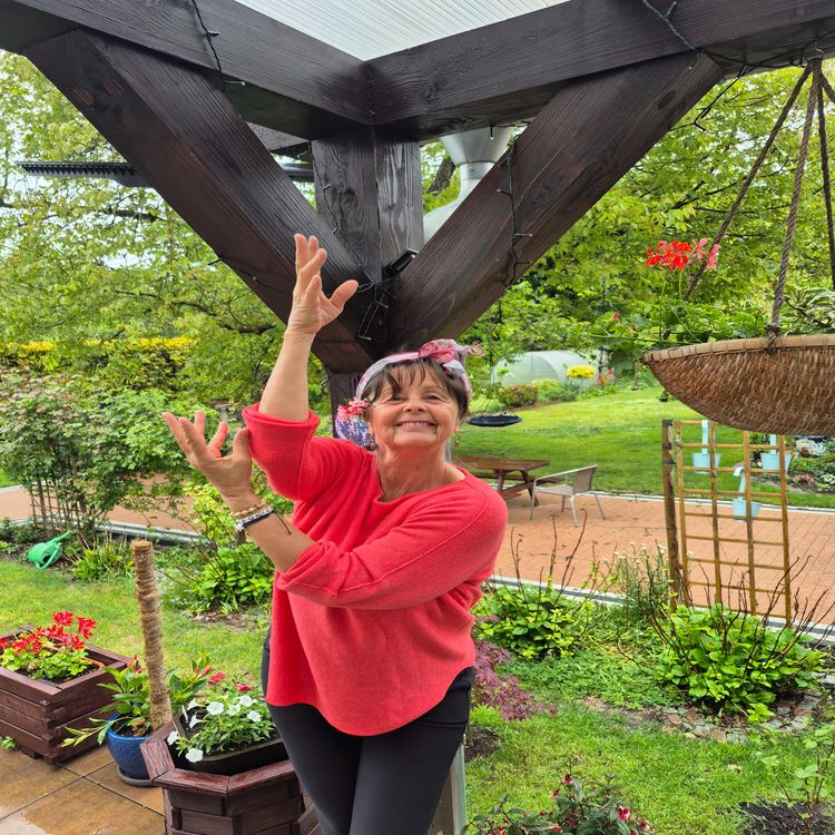 cover art for #0162 - Ewa M