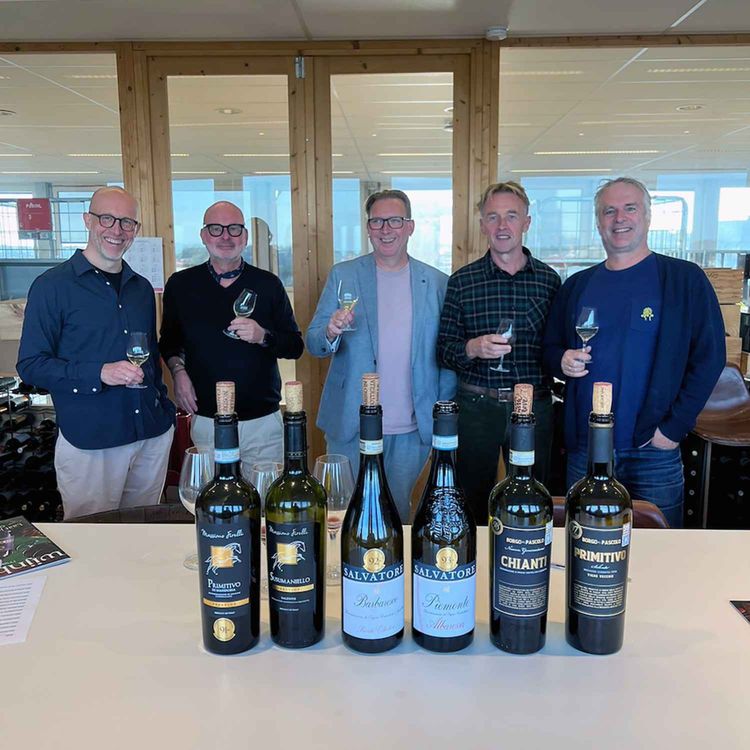 cover art for #170 Italiaans Rood, Saoto en wildplukken