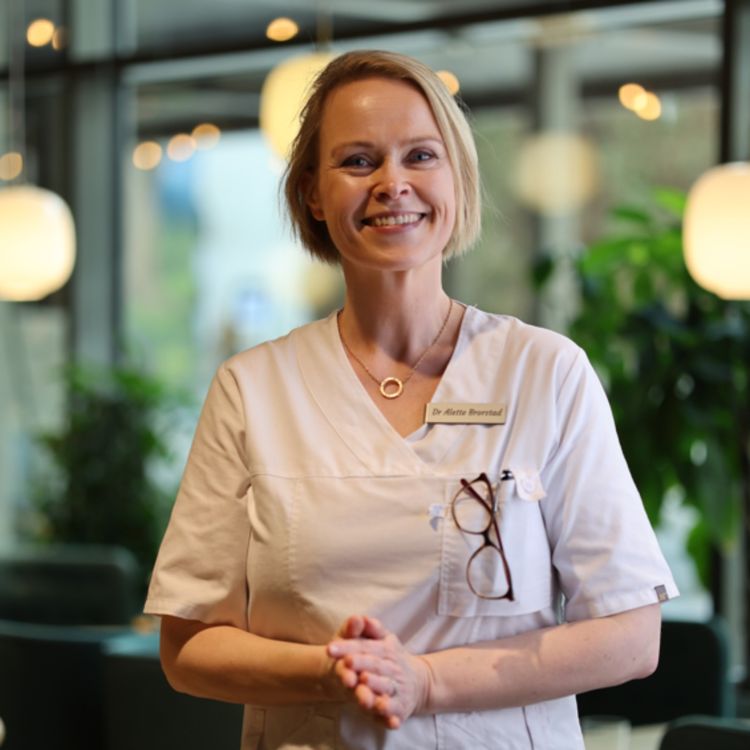 cover art for Avsnitt 71: Dr. Alette - Underhållsdoser, medicinbyten och nya behandlingar
