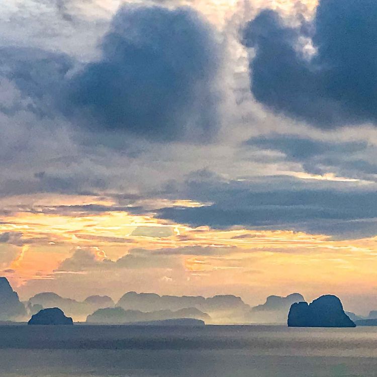cover art for Sailing to stunning islands in Thailand