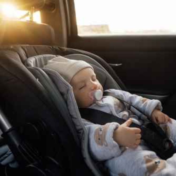 cover art for Ep. 62 - Del 2, Barn i bil: når er det egentlig på tide å bytte bilstol?