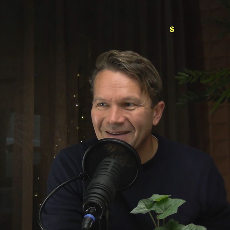 cover art for Danby Choi + 1: Er Norge virkelig landet som ble for rikt? Med Martin Bech Holte!