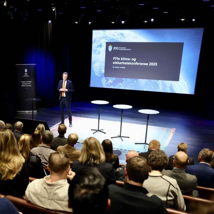 cover art for Klimaendringer, sikkerhet og konflikt