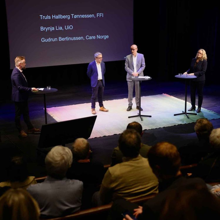 cover art for Ett år etter Assads fall - Hva skjer i Syria?