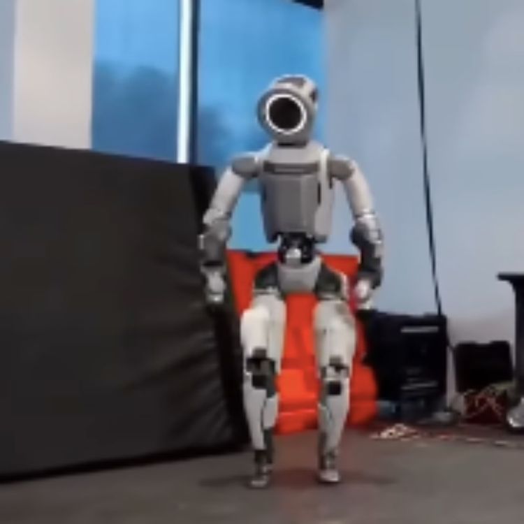 cover art for Människorna blir maskiner och maskinerna mänskliga