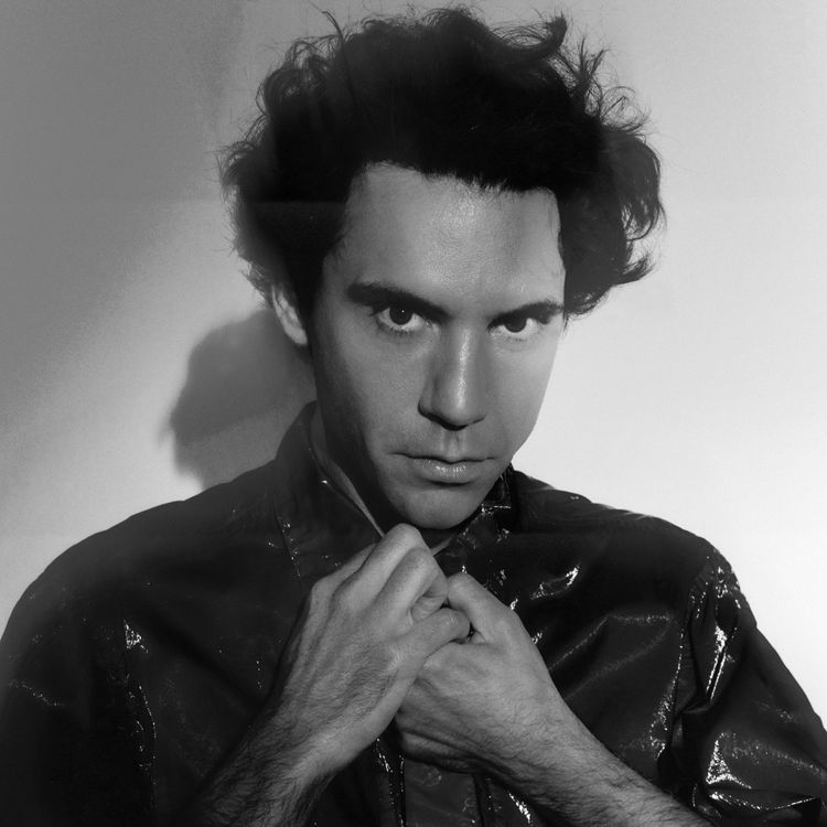 cover art for #172 Mika, chanteur : « Physiquement, je peux vomir face à la violence. Je n’aime pas ça »