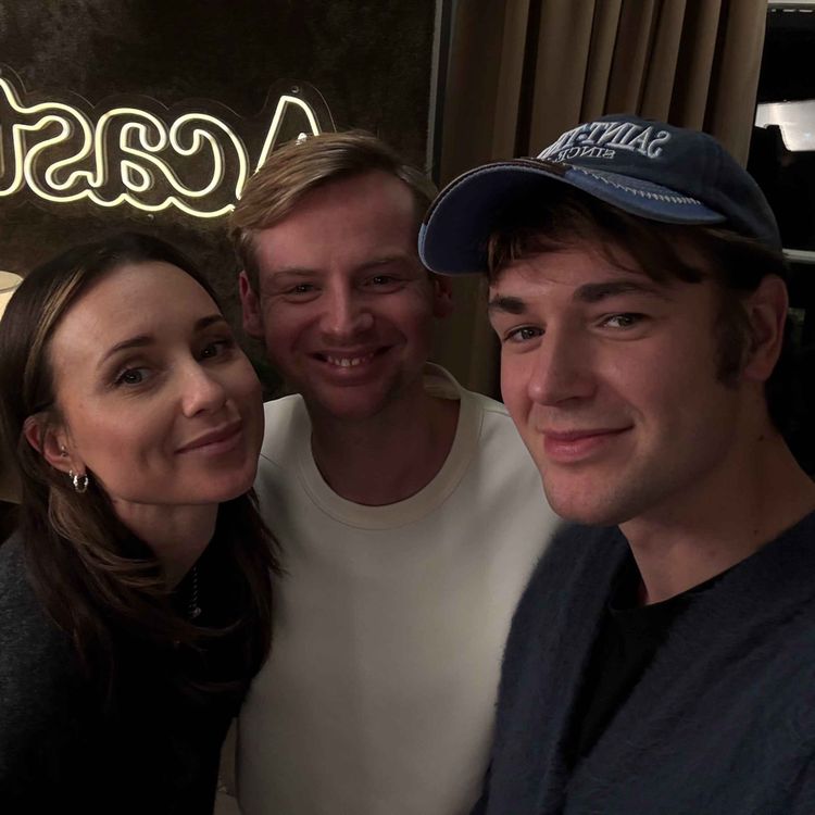 cover art for 9. Johan Ekström - Robinsonvinsten, alkpappa och kropppshets i bögvärlden