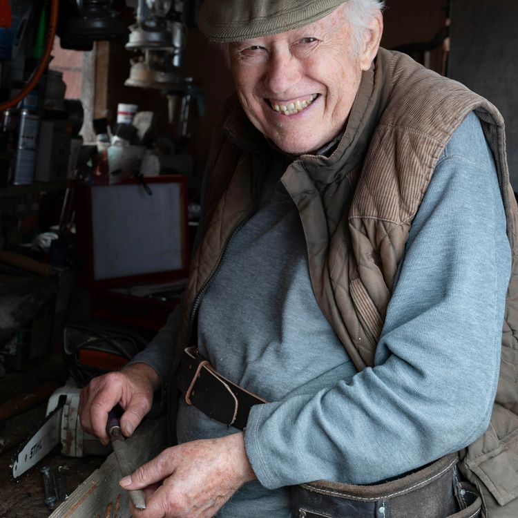 cover art for Four fingers and a thumb lead to Caersws