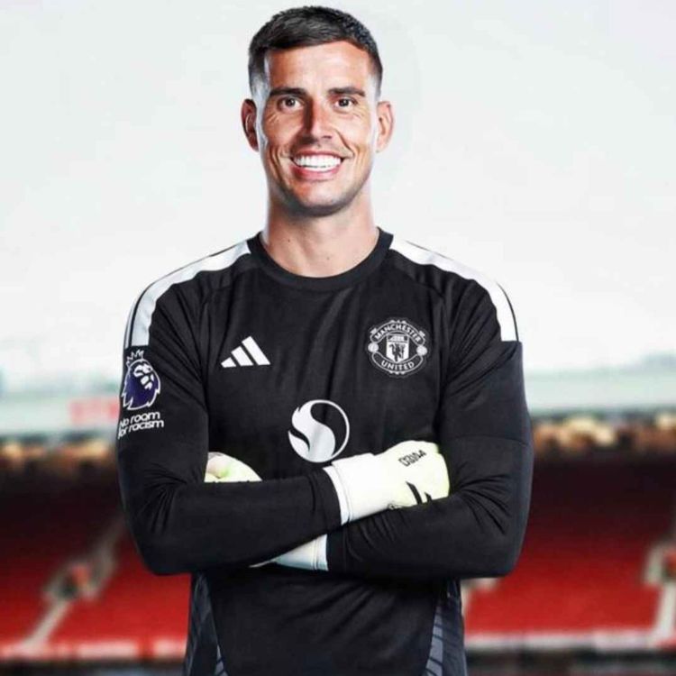 cover art for 😲Leeds United Transfers 😲Karl Darlow moves to Manchester United😲