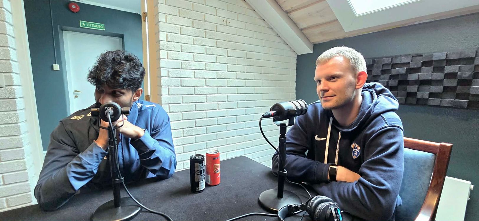 cover art for Kjelsås vs Grorud med Simen og Madhu