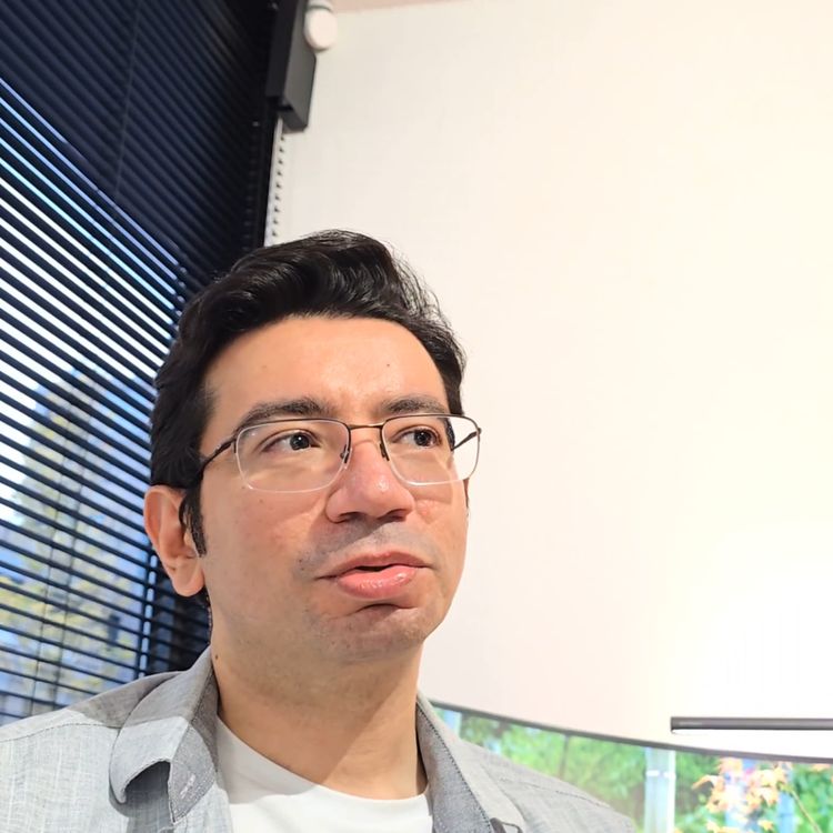 cover art for EP1 - Sam Farajpour | مردم هلند دنبال موفقیت نیستند و بیشتر دوست دارند زندگی کنند