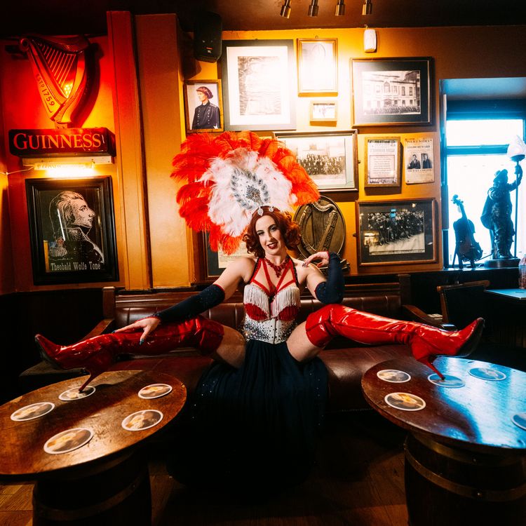 cover art for 27/365: Daria Decolleté in McHughs Pub, Drogheda