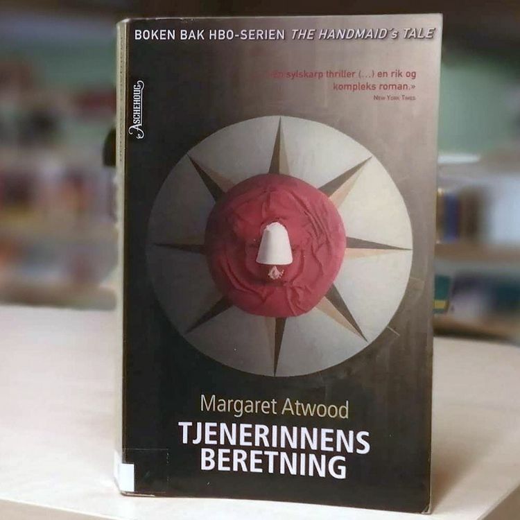 cover art for Klassikeren: Tjenerinnens beretning av Margaret Atwood