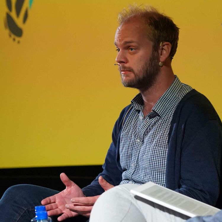 cover art for #169: Mímir Kristjánsson om Mamma er trygda (fra Kapittel19)