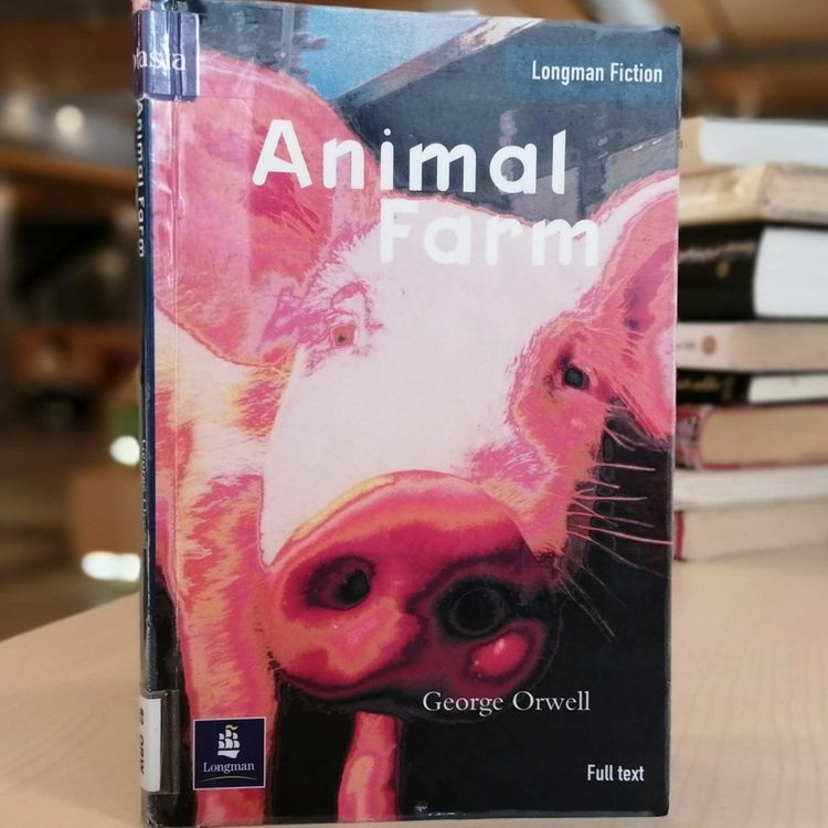 cover art for Klassikeren: Animal farm (Kamerat Napoleon) av George Orwell