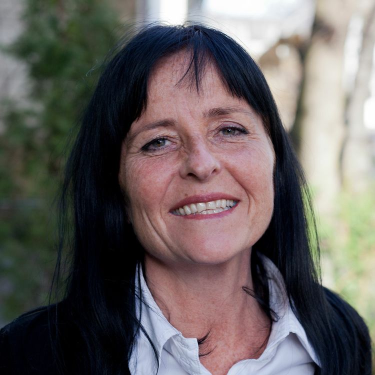 cover art for #145: HEN - flytende kjønn