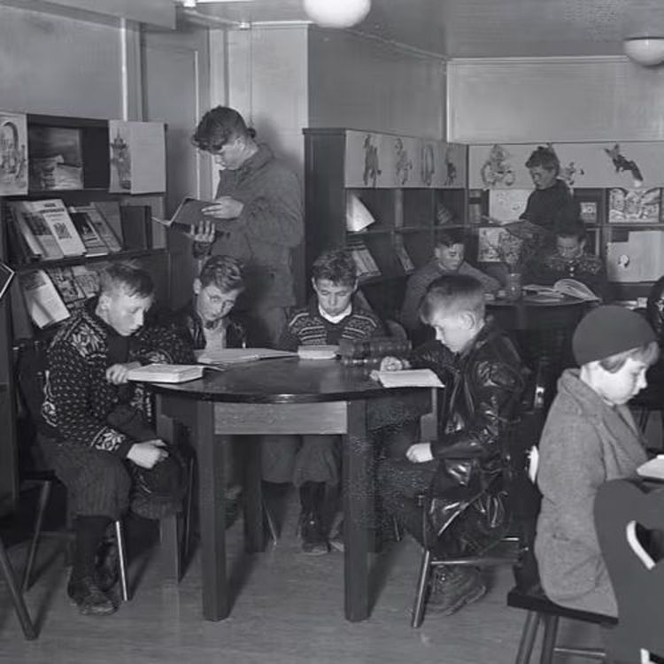 cover art for Sven Egil Omdal om Stavanger biblioteks 140-årige historie