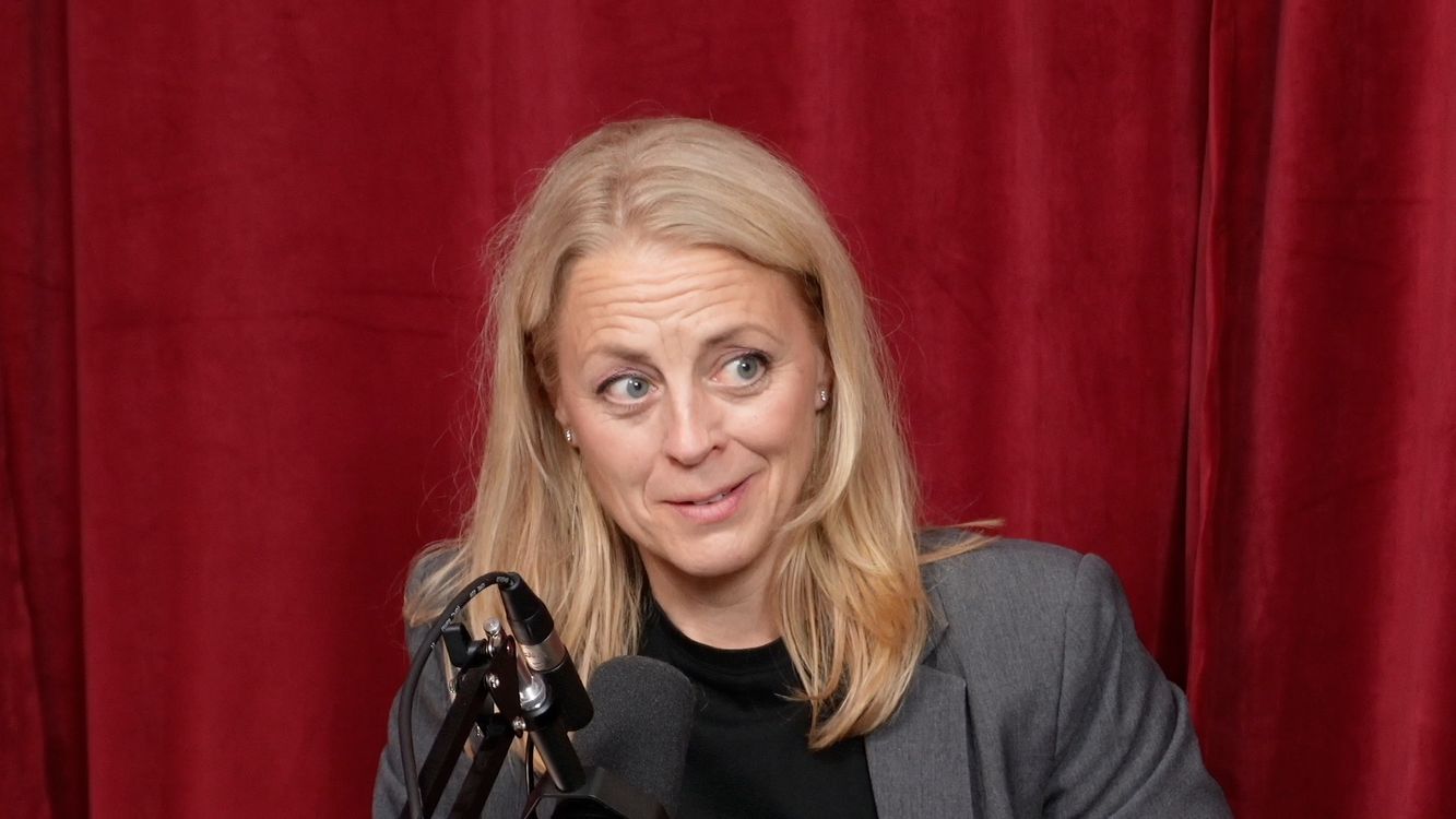 cover art for Operadrottningen, svenska Elisabeth Linton chef för Köpenhamnsoperan om musikteaterns framtid