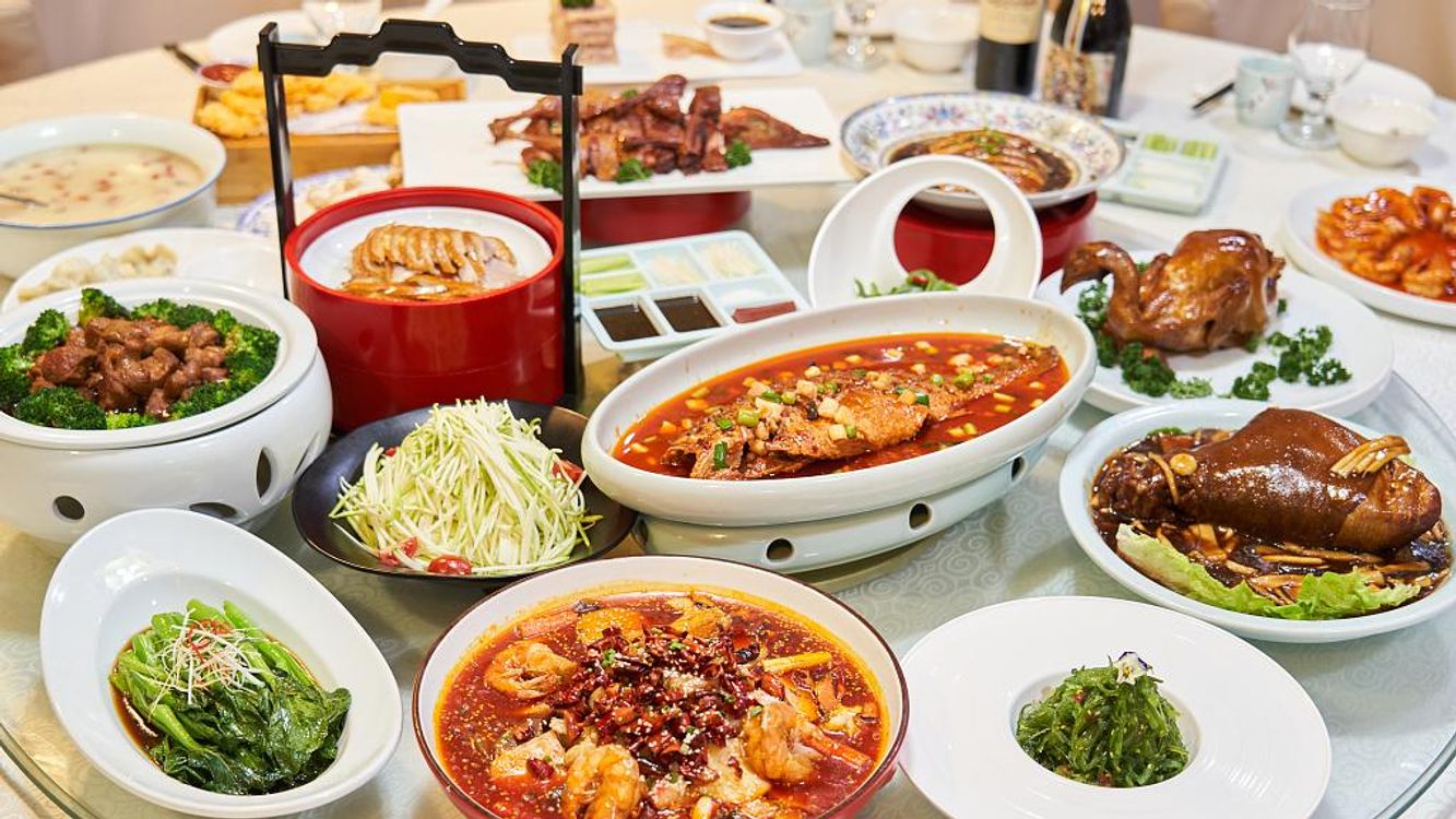 cover art for Coutumes et mœurs traditionnelles : La gastronomie chinoise