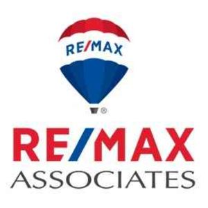 cover art for REALTOR PODCAST