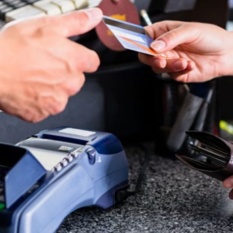 cover art for ICICI Platinum Chip Vs Coral Credit Card