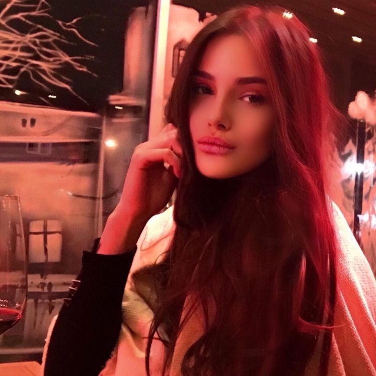 cover art for 2Pac - Fake a$$ bitches