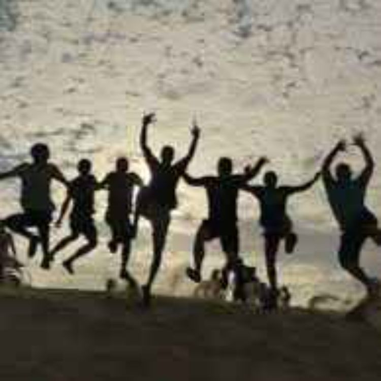 cover art for nunca llenaras las expectativas 